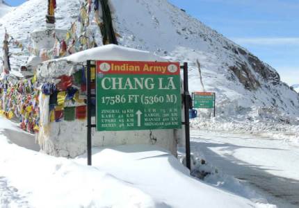Wonders of Ladakh: Lakes, Valleys & Monasteries Tour